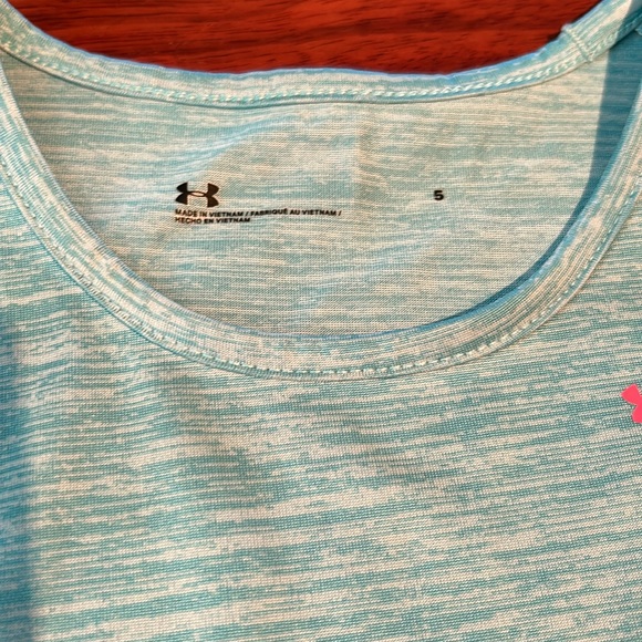 Under Armour size 5 tank set - Picture 2 of 4